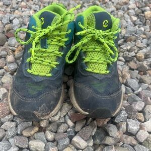 Merrell Kids Trail Sneakers in Neon Green and Navy - Lightweight Ankle Support